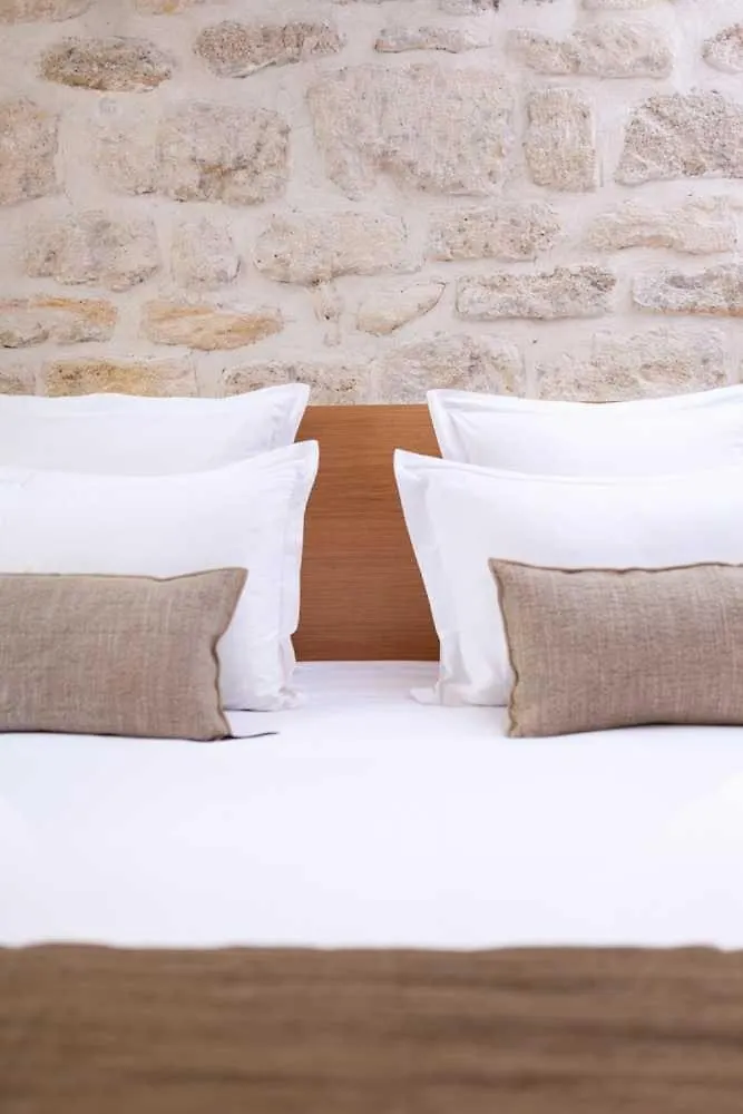 Hotel Tinah Paris, Champs Elysees