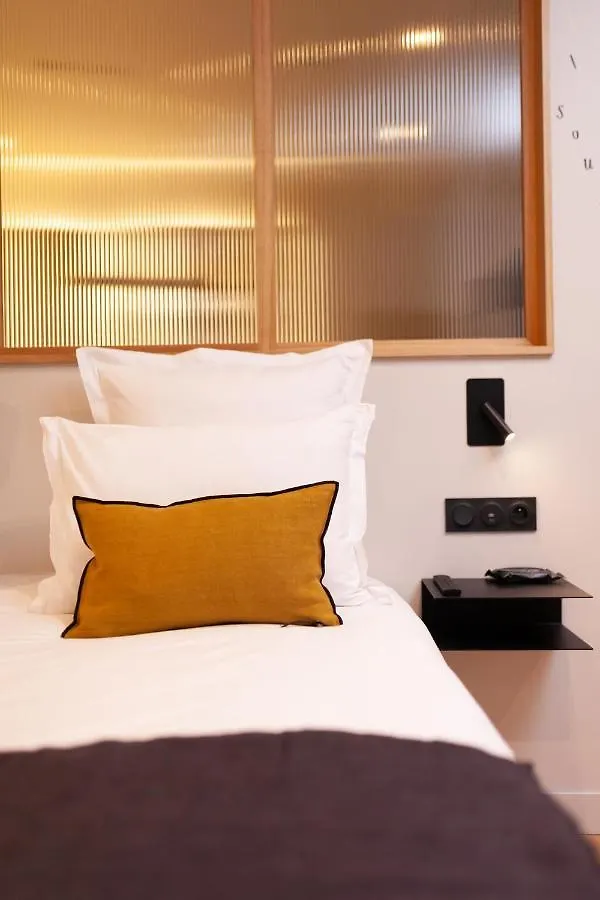 Hotel Tinah Paris, Champs Elysees